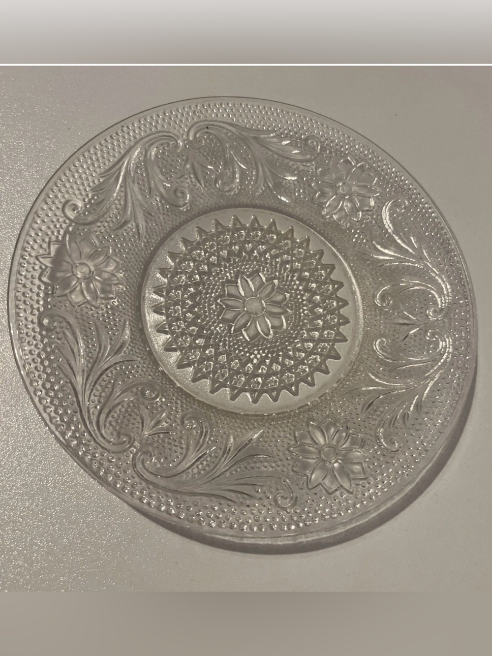 Tiara Indiana Glass Clear Glass Sandwich Salad Plate 6”